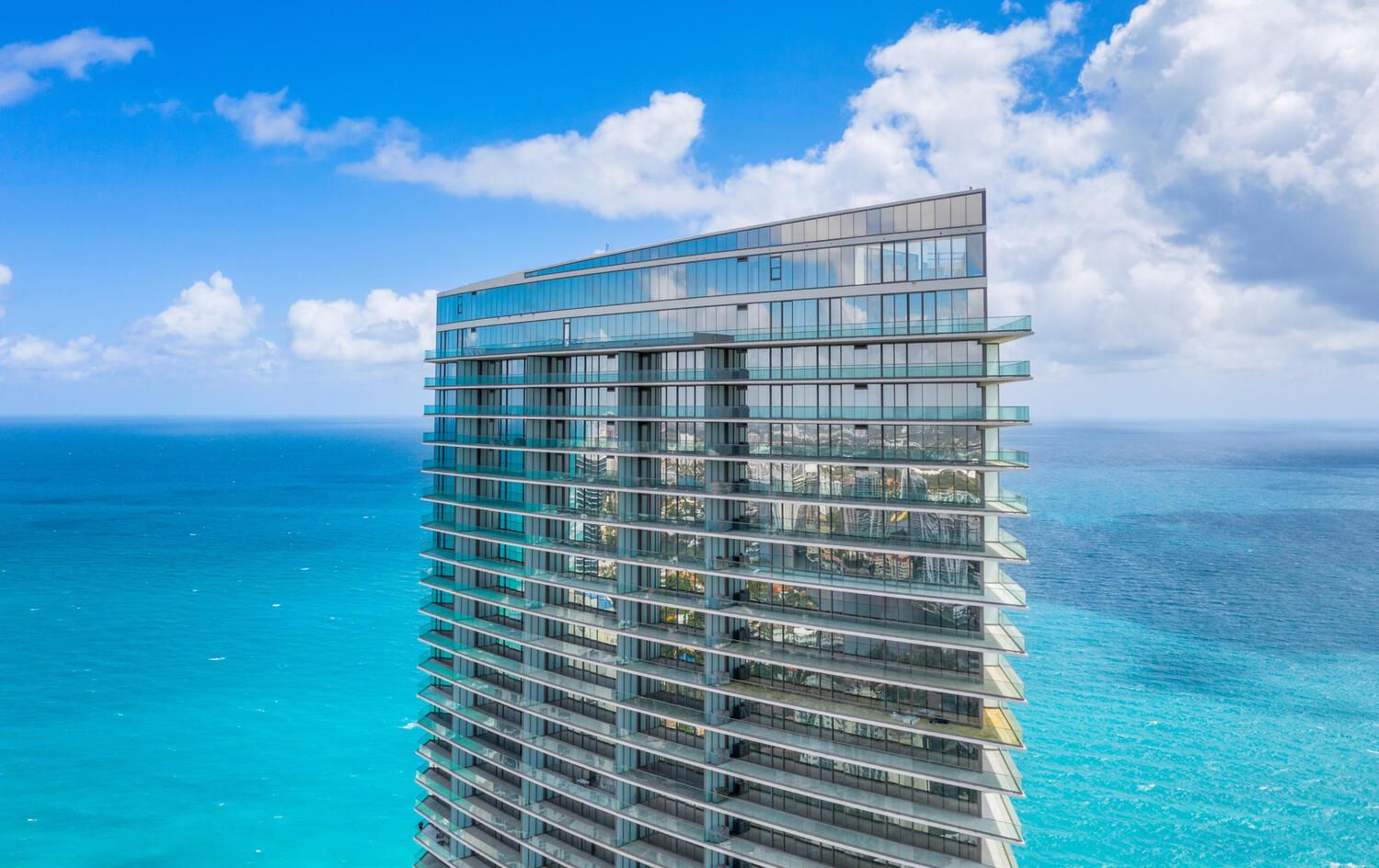 Mercedes Benz Places Residences Brickell Miami